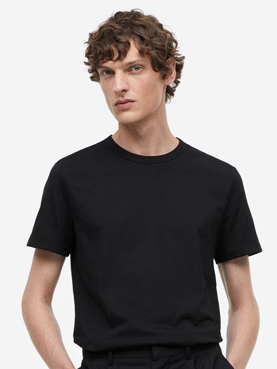 Men's Solid Black Regular T-shirt - URBANICE