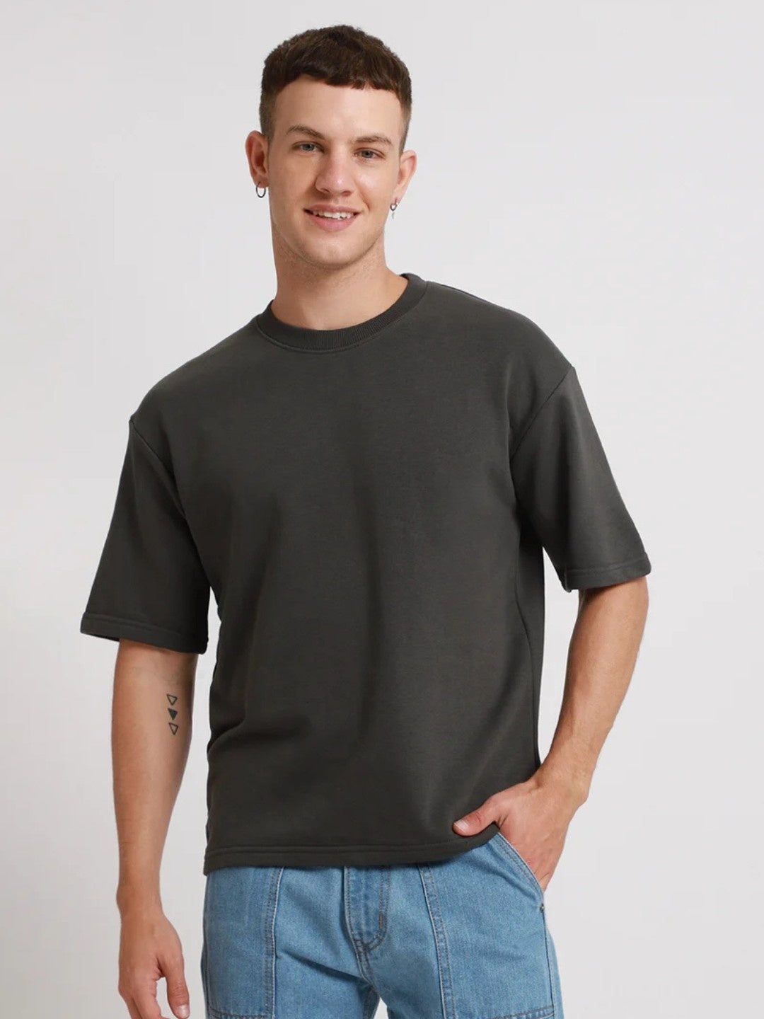 Men's Dark Grey Oversized T-Shirt with Drop Shoulder