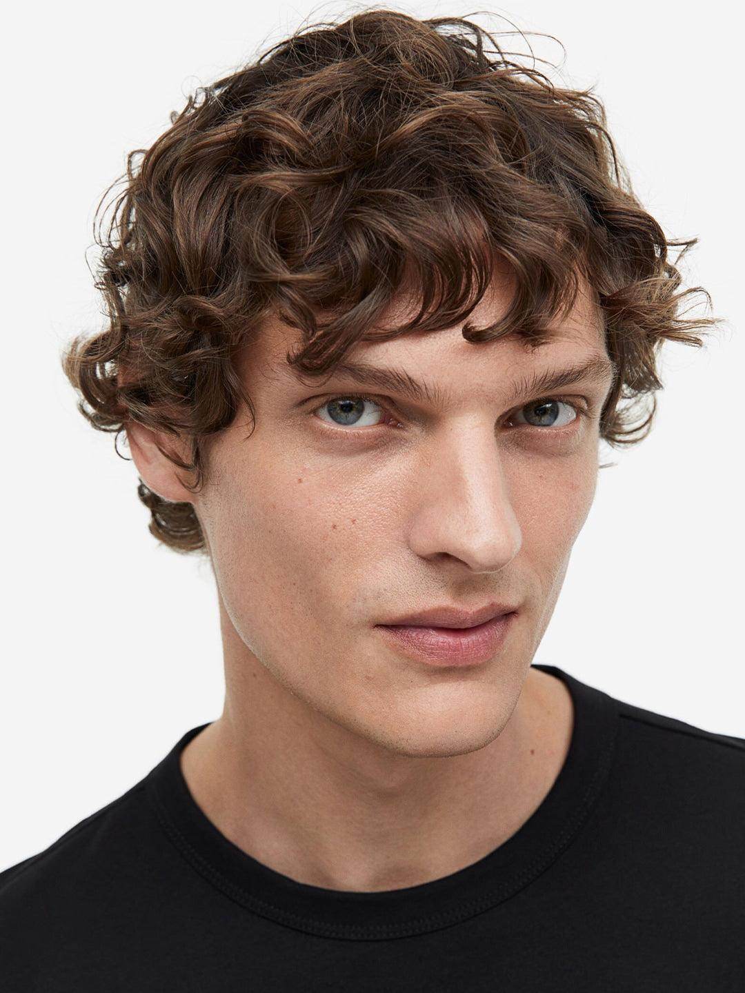 Men's Solid Black Regular T-shirt - URBANICE