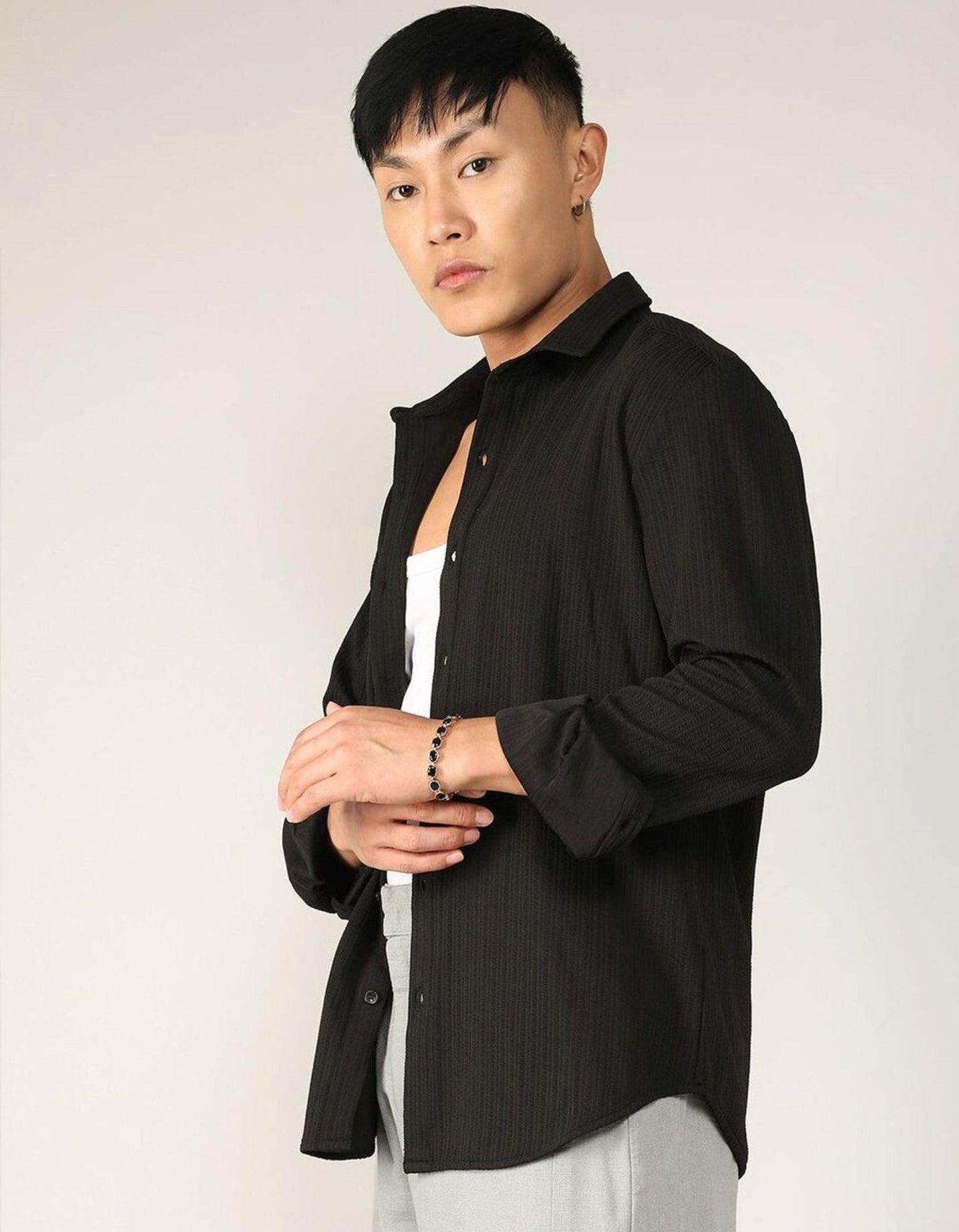 Men's Black Slim Fit Shirt - URBANICE