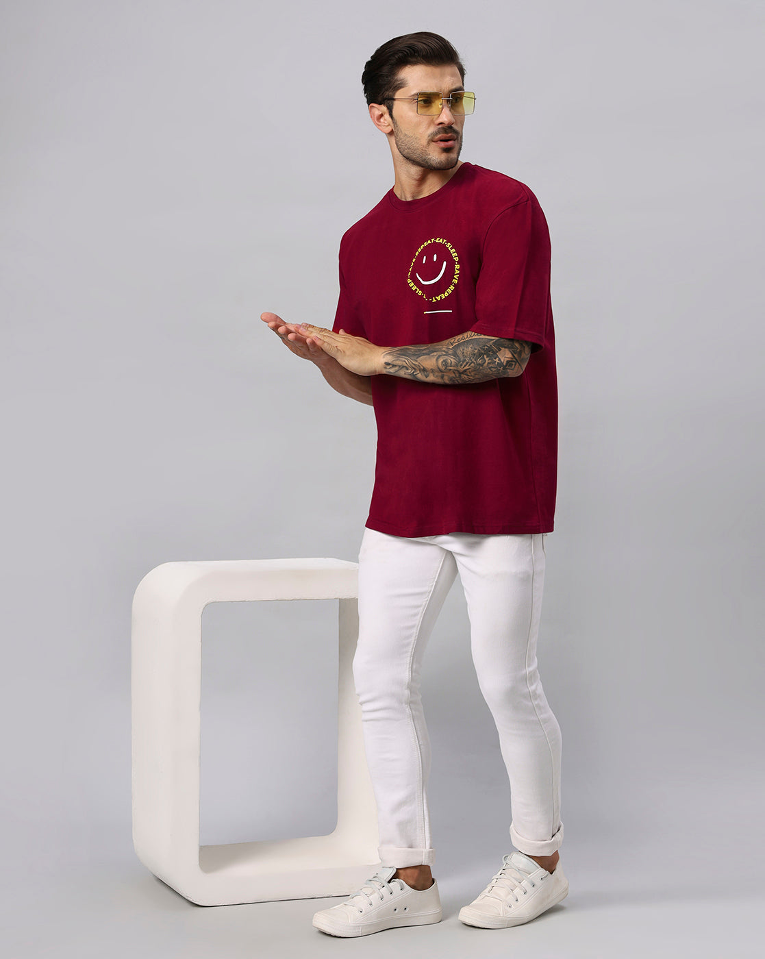 Men's Positive Emoji Graphic Printed Redwine Oversize T-shirt - URBANICE