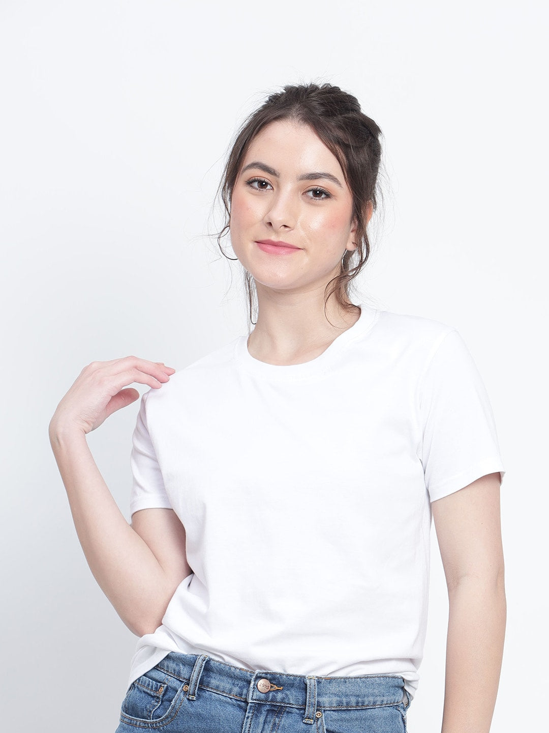 Basic White Regular Women T-shirt - URBANICE